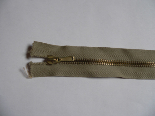 Zip 29cm, rozdělávací — foto 1