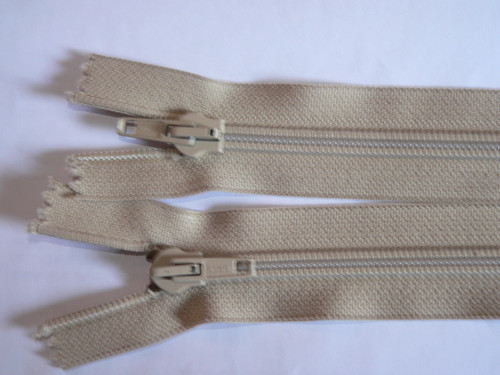 Zip 35cm, rozdělávací — foto 1
