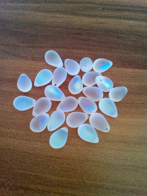 Mačkaná slza, 9x6 — foto 1