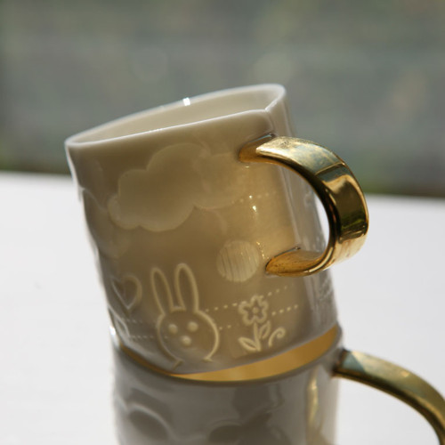 Na slunce s Karlem (porcelán) — foto 1