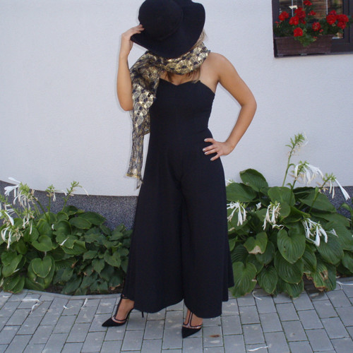 Šaty chic — foto 1