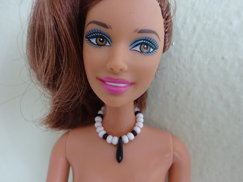 Korále Barbie — foto 1