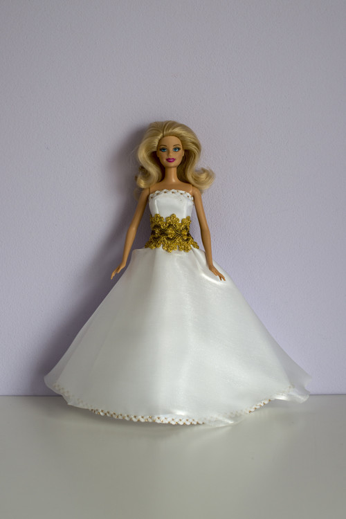 Šaty pro Barbie — foto 1