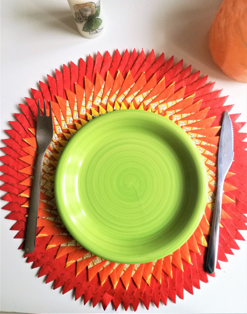 Prostírání - mandala Osvěžující citronáda s ovocem