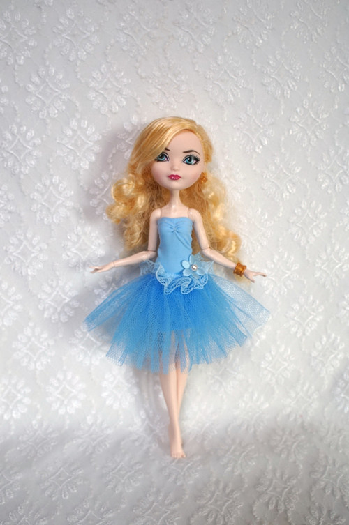 Šaty pro MH / Ever After High — foto 1