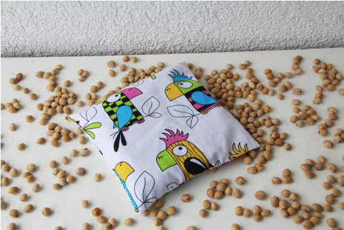Nahřívací polštářek s třešňovými peckami
