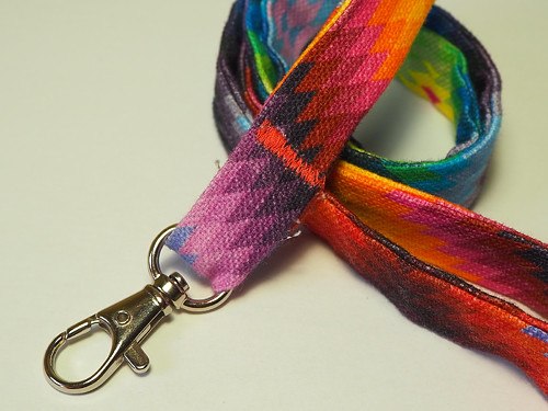 Klíčenka na krk - multicolor — foto 1