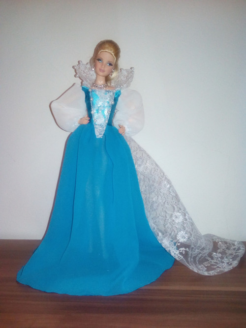 Večernice - šaty pro Barbie — foto 1