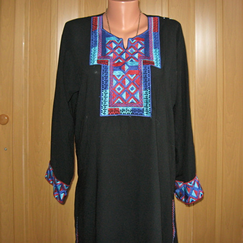 Šaty s prvky indiánskými 12708 — foto 1