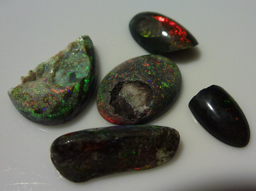 Drahý Černý Opál Matrix - Andamooka - Lot 5 ks — foto 1