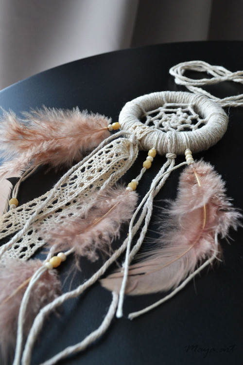 Béžový "DREAM CATCHER"