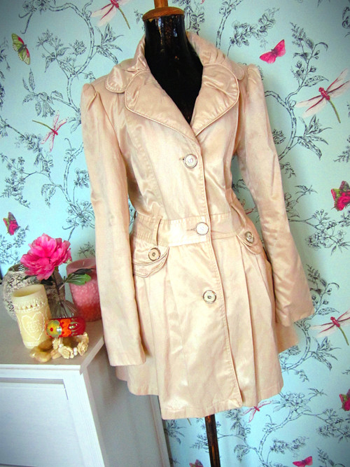 Kabát spring in cream — foto 1