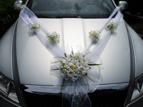 Šerpa na auto nevěsty — foto 1