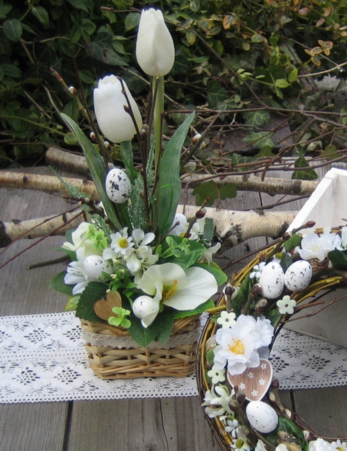 Jarní košíček s tulipány — foto 1