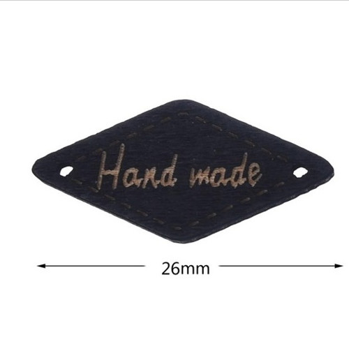 Hnědý dřevěný štítek s nápisem HAND MADE 5ks