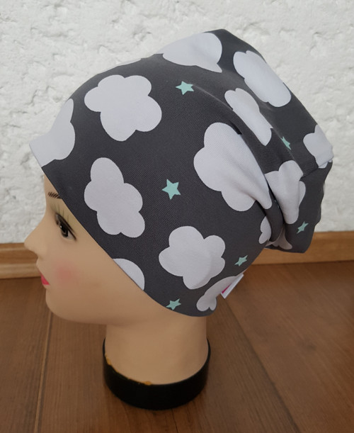 Oboustranná čepice obvod 52cm