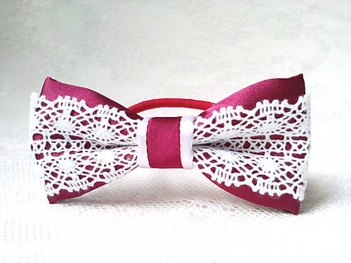 Folklore hair bow (bordeaux/white)
