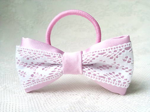 Folklore hair bow (pink/white) — foto 1