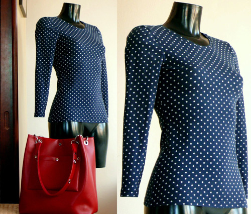 T-ShirtSheIsAStar/NavyBlue&White