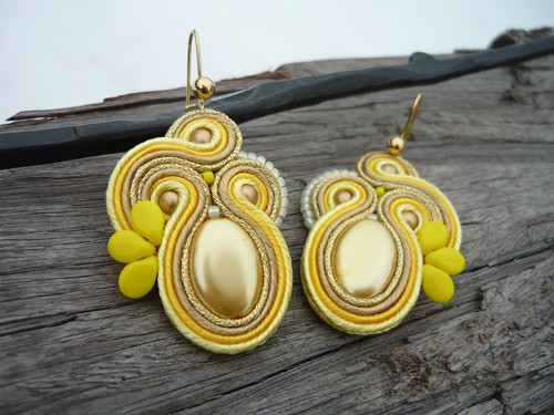 Soutache Náušnice Sunny Gold — foto 1