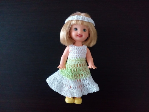 Sestřička Barbie - šaty — foto 1