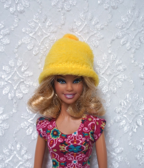 Čepice pro Barbie — foto 1