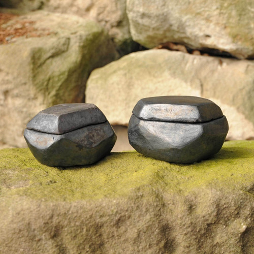 BLACK & BLACK - RAKU dóza kameň — foto 1