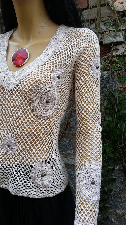 Háčkovaná krása, vel.S/M — foto 1