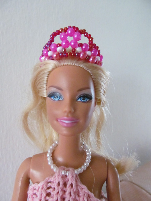 Čelenka pro Barbie - červenorůžová — foto 1