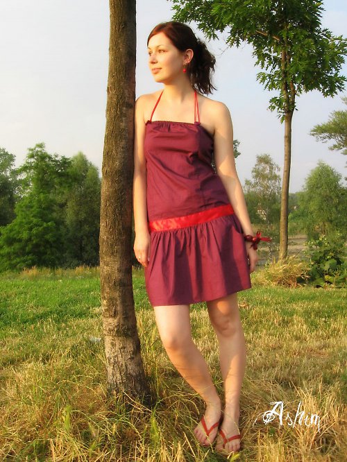 Letní fialové šaty — foto 1