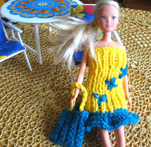 Šatičky na Barbie Modrá je dobrá. Sleva 20% — foto 1