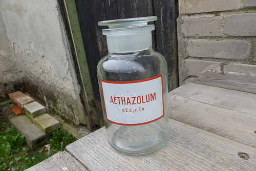 Aethazolum...lékárenská lahev