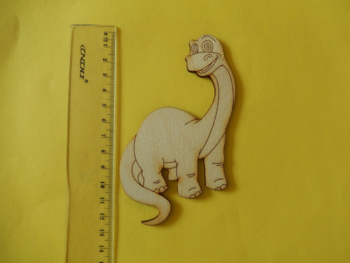Brontosaurus - dřevěný výřez