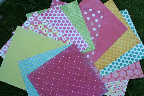 Sada scrap papírů 12 ks "Puntikatá II" — foto 1