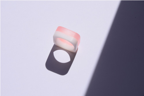 Minimal / bílá a růžová