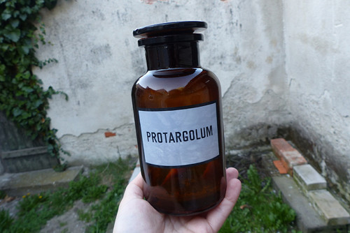 Protargolum...lékárenská lahev