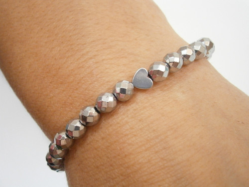 "Hematit - Silver" - minerálový náramek — foto 1