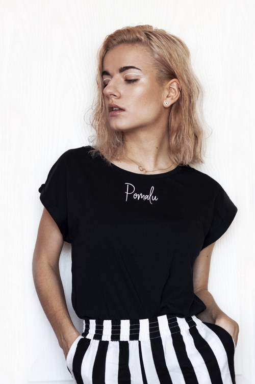 Tričko Pomalu Black W — foto 1