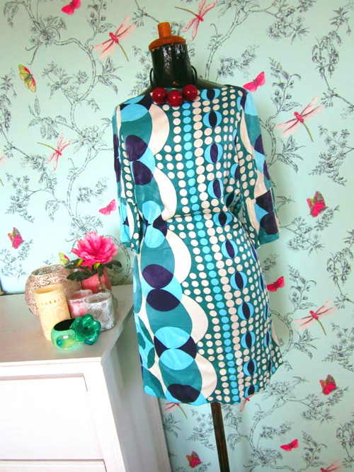 Šaty retro dots — foto 1