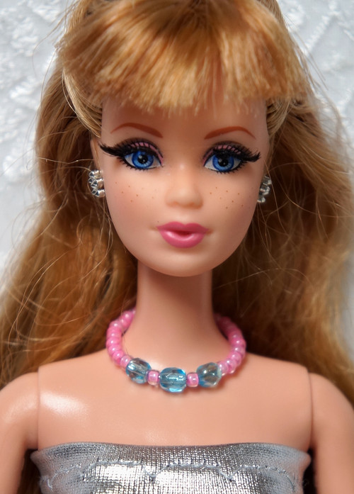 Náhrdelník pro Barbie — foto 1