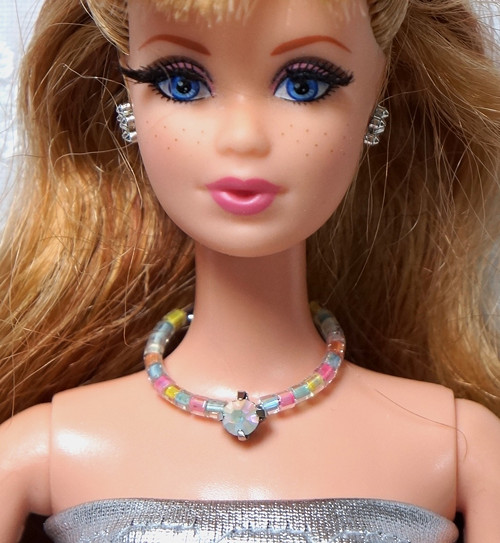 Šperk pro Barbie s kamínkem — foto 1