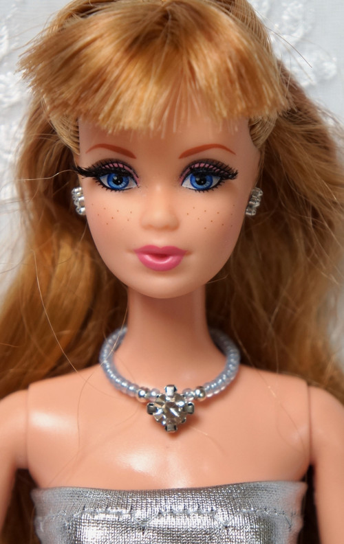 Šperk pro Barbie s kamínkem — foto 1