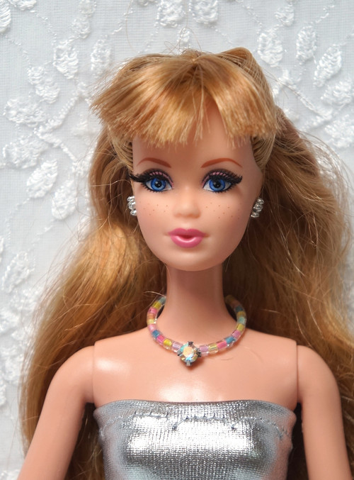 Šperk pro Barbie s kamínkem — foto 1