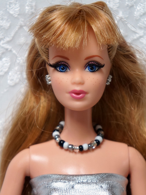 Náhrdelník pro Barbie — foto 1
