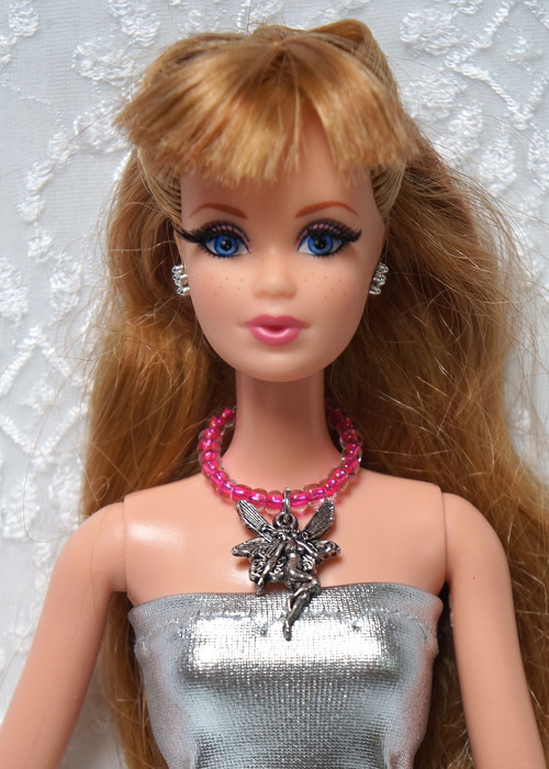 Náhrdelník pro Barbie s vílou — foto 1