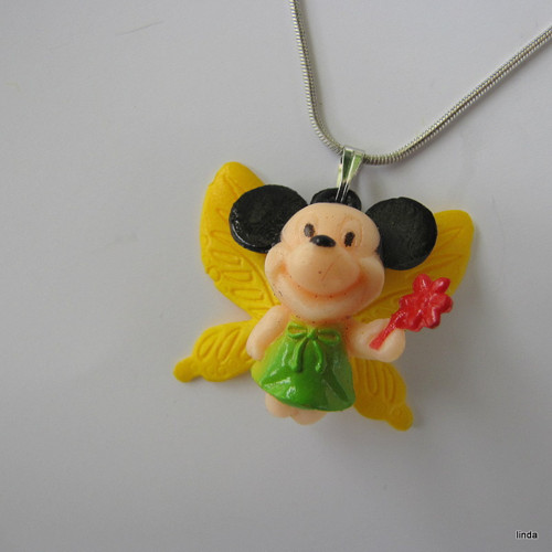 Minnie * přívěsek se šlupnou * 3cm * 1 ks / bal