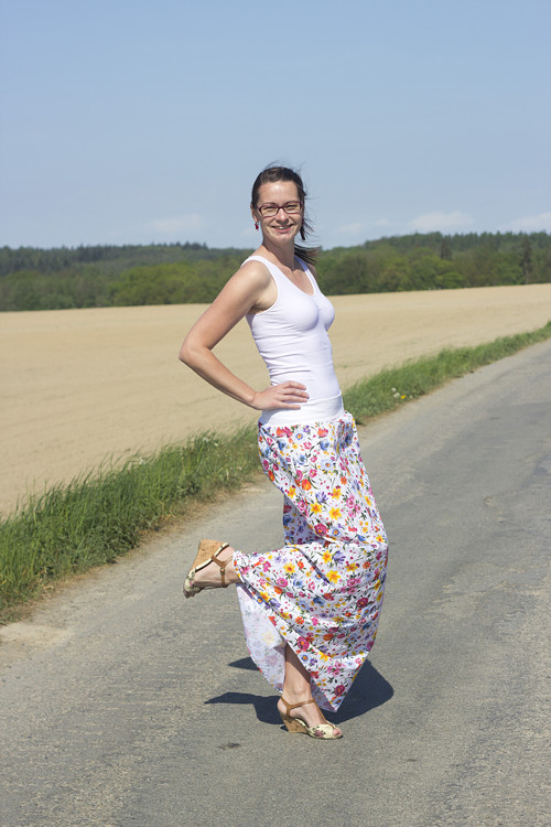Maxi sukně luční kvítí — foto 1
