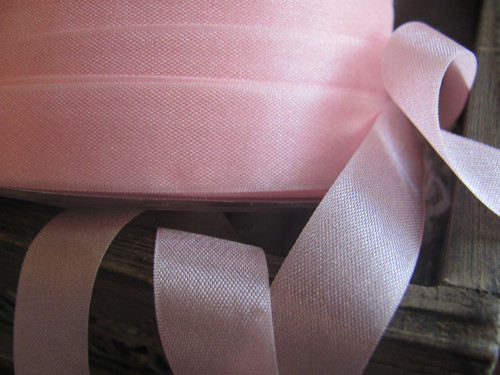 Pastel Pink - stuha pro shabby efekt, 15mm x 1m