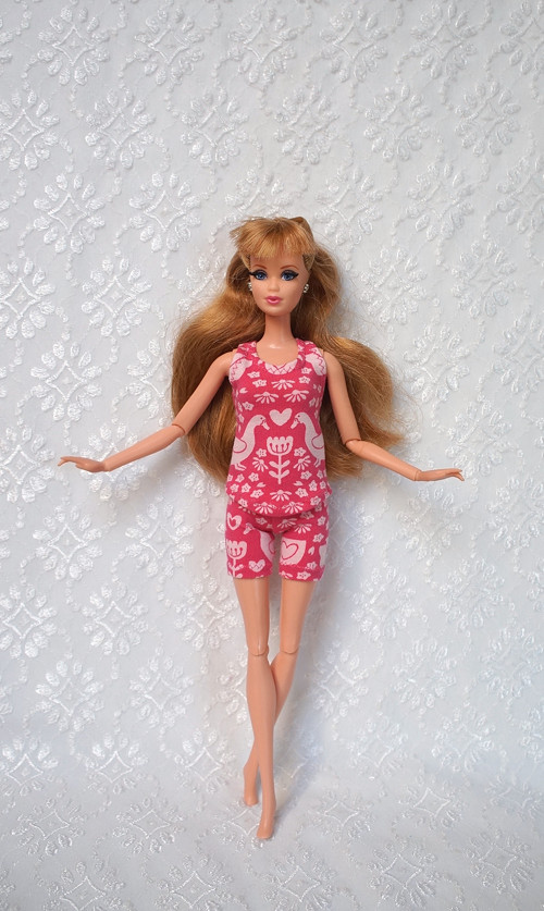 Letní komplet pro Barbie — foto 1