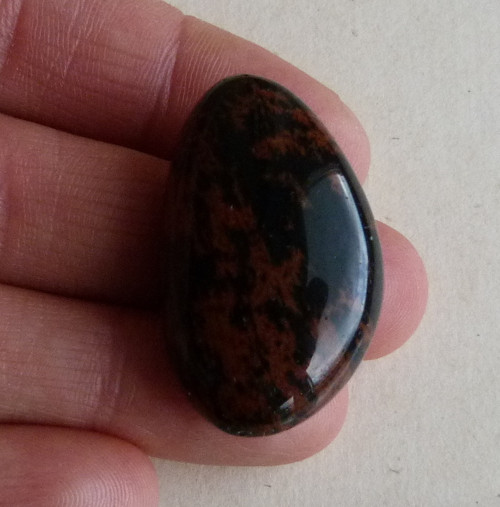 Obsidián mahagonový - 3,4 cm